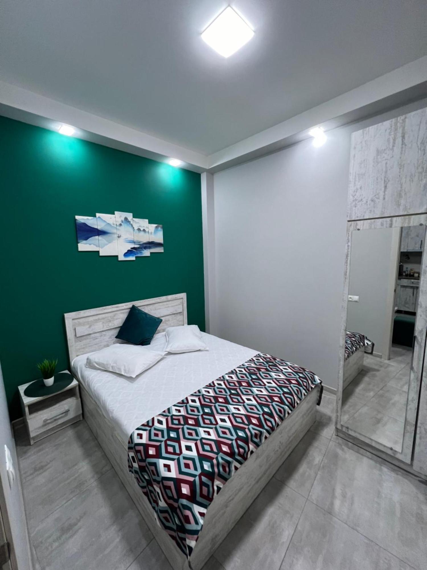 Cosy Apartment With Good Location Self Check In Jerevan Exteriör bild