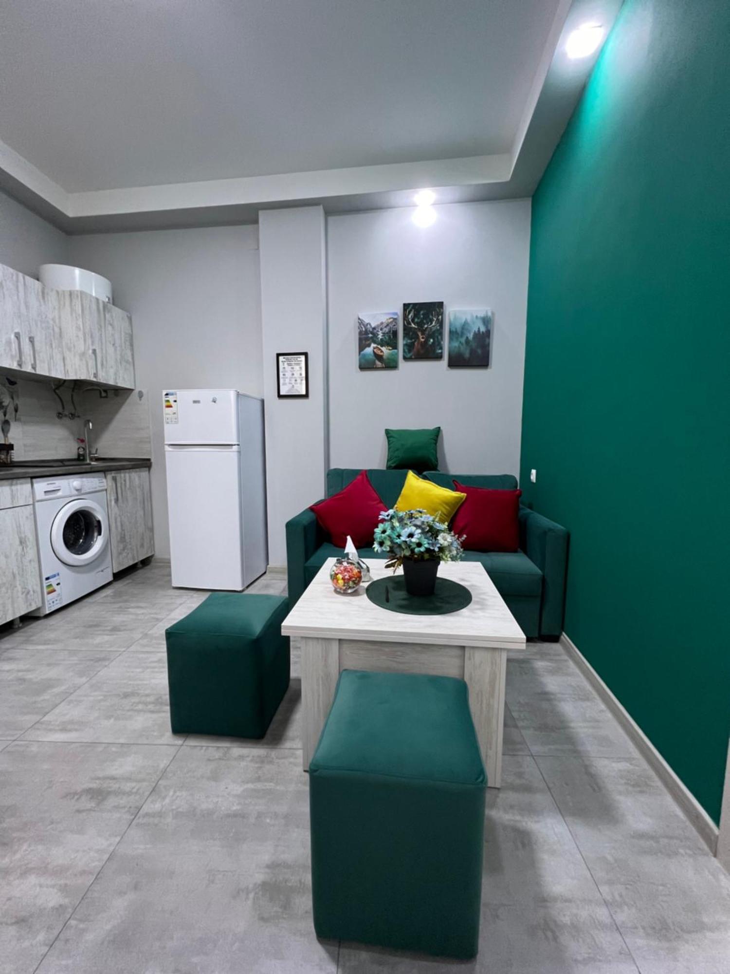 Cosy Apartment With Good Location Self Check In Jerevan Exteriör bild